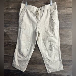 Khaki’s & Co Elegant Beige Capris for Women